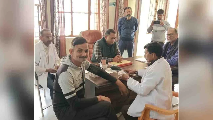 आरोग्य मेला में लाभार्थियों ने ली स्वास्थ्य सेवाएं