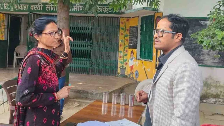 डीएम ने एस.आई.आर. कार्य का  समीक्षा कर लिया जायजा