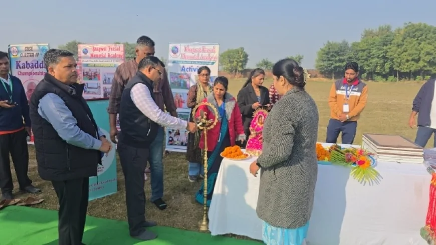 भागवत प्रसाद मेमोरियल एकेडमी, बाँदा में तीन दिवसीय वार्षिक खेल महोत्सव 2025 का भव्य शुभारंभ