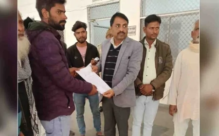 ककरऊ गांव में सीसी रोड निर्माण में धांधली का आरोप