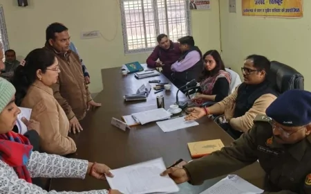 जन समस्याओं का पारदर्शी एवं गुणवत्तापूर्ण करें निस्तारण : डीएम