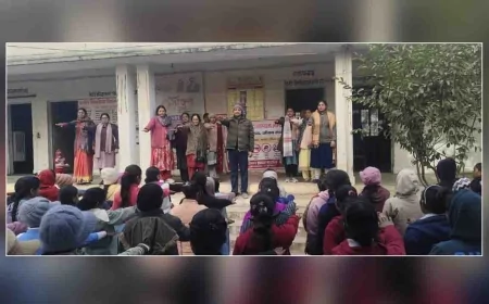 सड़क सुरक्षा नियमों का पालन कर बाँदा को बनाएँ 'मृत्यु दर शून्य' आदर्श जनपद : डॉ. पीयूष मिश्रा