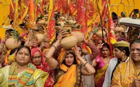 खाकी रामबाग अखाड़ा से निकली भव्य शोभायात्रा, आज से भागवत कथा व शतचंडी महायज्ञ शुरू