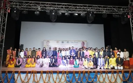 संस्कृति उत्सव 2025–26: रानी दुर्गावती मेडिकल कॉलेज बाँदा में मंडल स्तरीय सांस्कृतिक प्रतियोगिताएँ सम्पन्न