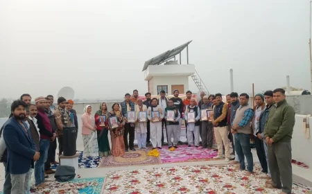 सैलून पार्लर एसोसिएशन ने मनाया भारत रत्न कर्पूरी ठाकुर का जयंती सप्ताह, गरीबों को बांटे कंबल