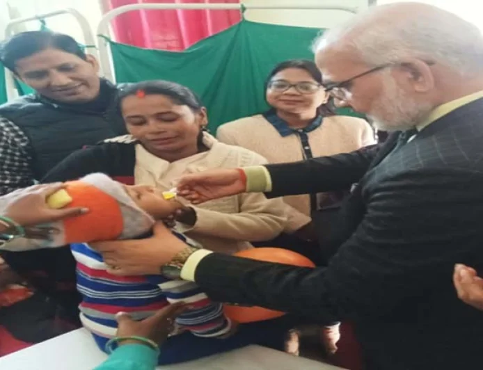 सीएमओ ने बच्चो को विटामिन ‘ए’ खुराक पिला अभियान का किया शुभारंभ