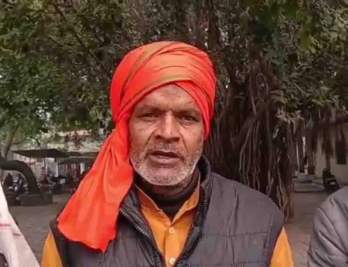 पेयजल पाइप लाइन क्षतिग्रस्त, परसी डेरा में गहराया जल संकट