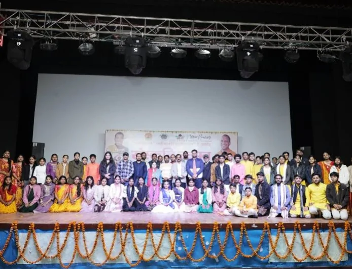 संस्कृति उत्सव 2025–26: रानी दुर्गावती मेडिकल कॉलेज बाँदा में मंडल स्तरीय सांस्कृतिक प्रतियोगिताएँ सम्पन्न