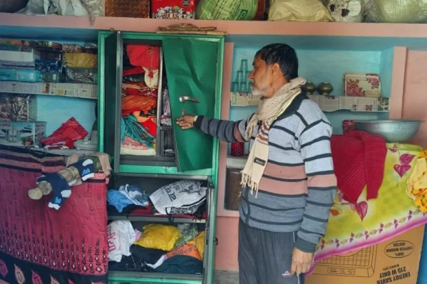 चोरों ने घर में घुसकर जेवरात सहित नकदी उड़ाई, सीओ व कोतवाल ने किया मौका मुआयाना