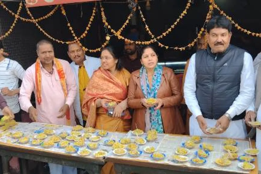 मकर संक्रांति पर जगह-जगह हुई खिचड़ी का कार्यक्रम