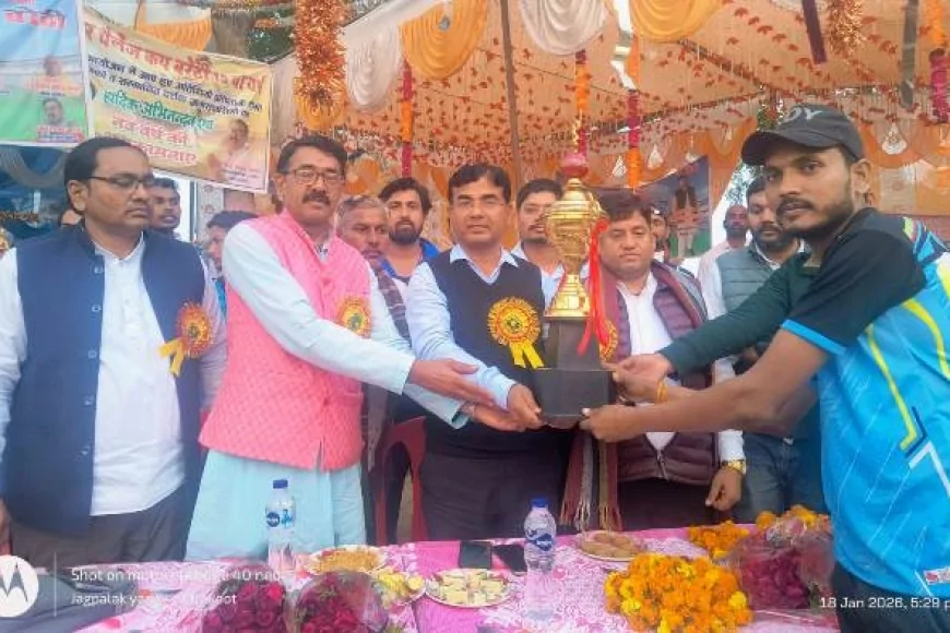 18 दिवसीय सुपर चैलेंज कप बरेठी का भव्य समापन : खेल से होता है सर्वांगीण विकास : एसडीएम