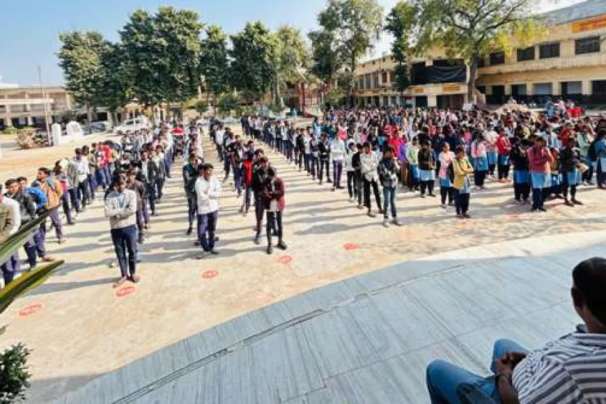 राष्ट्रीय युवा दिवस पर राठ में गूंजा ‘वन्देमातरम्’, एबीवीपी ने कराया भव्य सामूहिक गान