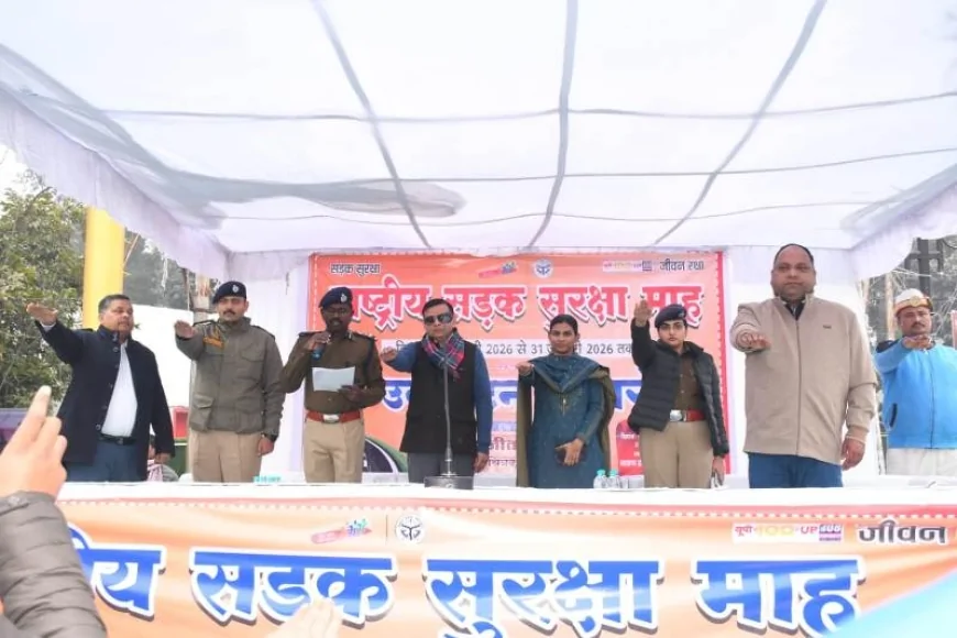 बांदा में राष्ट्रीय सड़क सुरक्षा माह का भव्य शुभारंभ, ‘जीरो फैटिलिटी माह’ का दिया गया संदेश