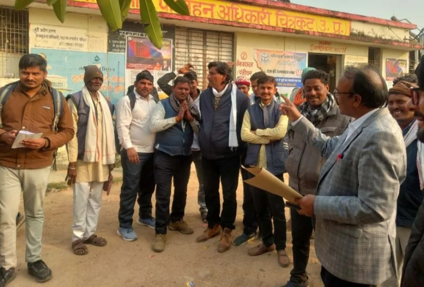 प्रचार वाहन ने यातायात नियमों का किया प्रचार प्रसार