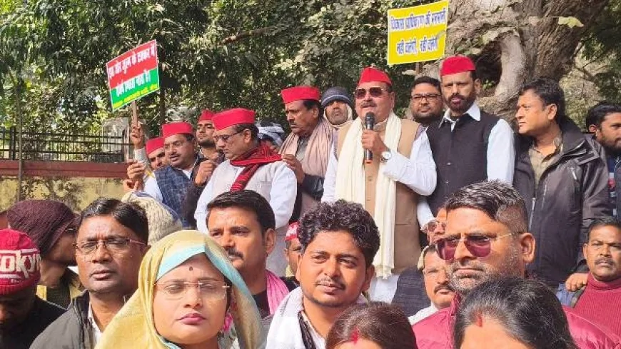 राइफल क्लब मैदान की नीलामी रोकने को सपा का ज्ञापन, राज्यपाल से हस्तक्षेप की मांग