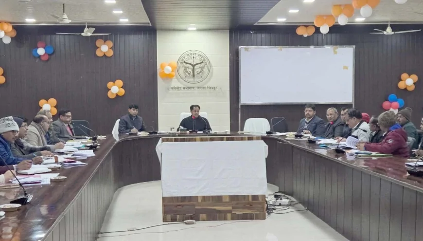 मॉडल ब्लाक के रूप में विकसित करें बीडीओ : डीएम