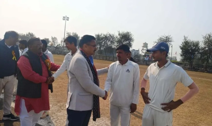 जबलपुर को हरा फाइनल में पहुंची प्रयागराज टीम