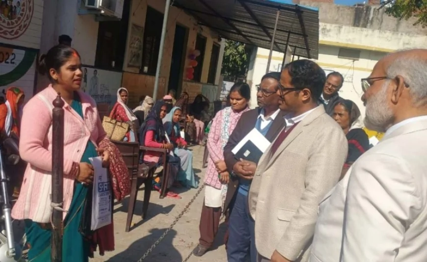 नगरीय प्राथमिक स्वास्थ्य केन्द्र का डीएम ने किया औचक निरीक्षण