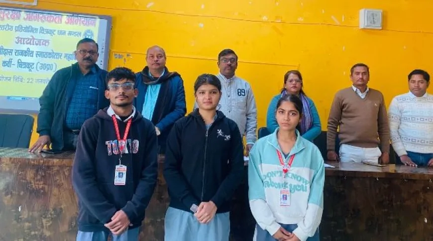 सड़क सुरक्षा जागरुकता पर हुई प्रतियोगिताएं