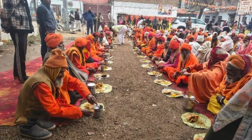 झलोखर गांव में विष्णु महायज्ञ का समापन, पूर्णाहुति के साथ हुआ विशाल भंडारा