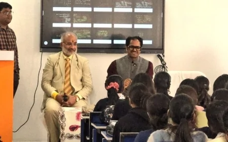 अभ्युदय कोचिंग में प्रतिदिन संचालित हो नीट की कक्षाएं : डीएम