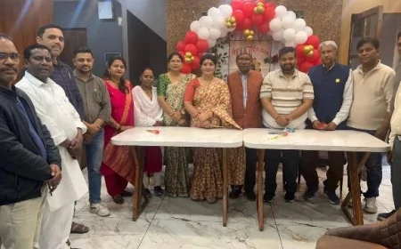 महिला रत्न सम्मान के आयोजन के संबंध में हुई बैठक