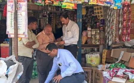 खाद्य टीम ने एकत्र किए पांच नमूने, सरसों तेल सीज