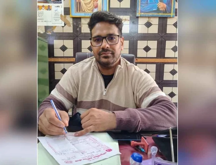 विश्व कैंसर दिवस पर राठ सीएचसी में जागरूकता गोष्ठी का आयोजन