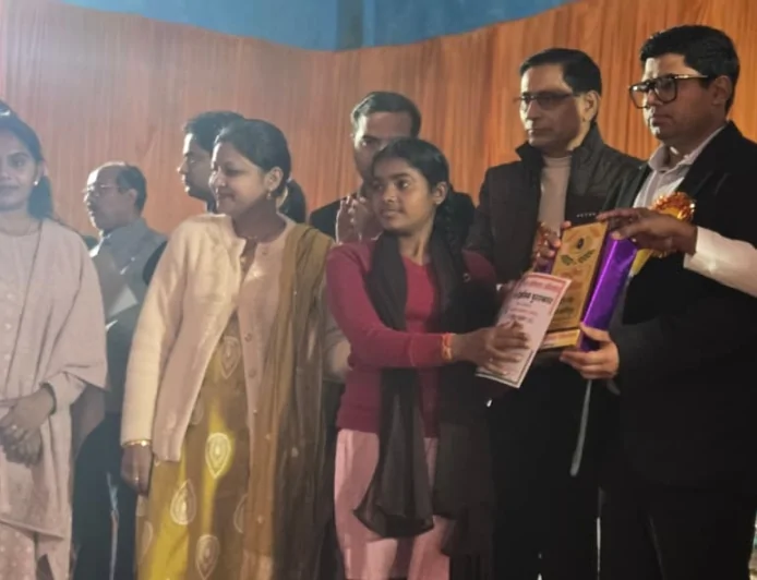 राष्ट्रीय विज्ञान अविष्कार प्रतियोगिता में क्षेत्र की छात्रा ने पाया दूसरा स्थान