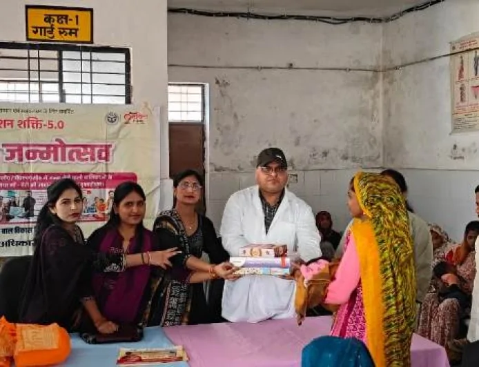 सरकारी योजनाओं की जानकारी के साथ मनाया गया कन्या जन्मोत्सव