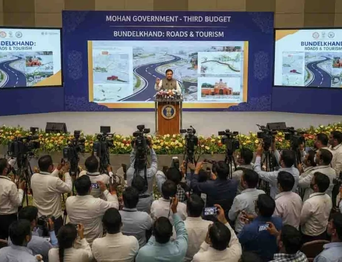मोहन सरकार का तीसरा बजट : बुंदेलखंड को सड़क और पर्यटन पर जोर