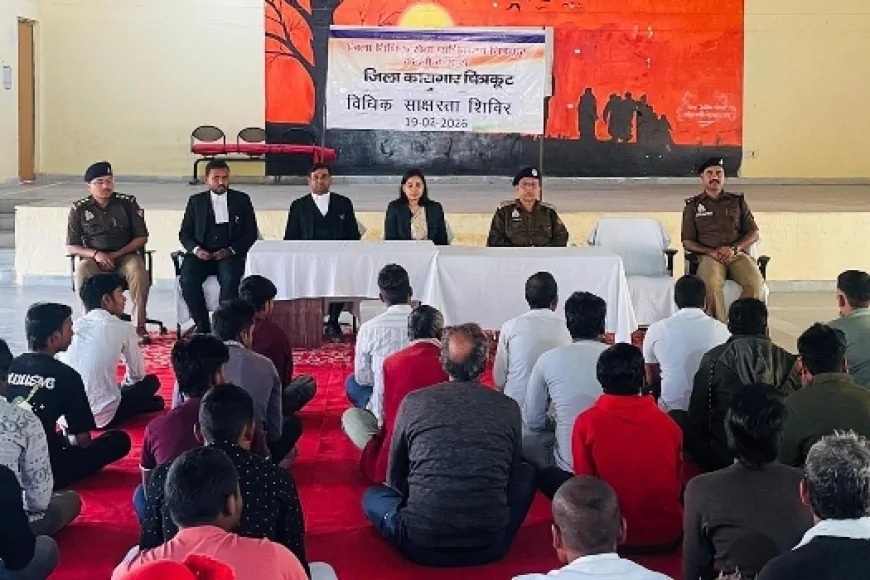 सचिव ने विधिक जागरुकता शिविर में दी कानूनी जानकारियां