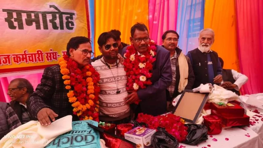 राठ रोडवेज डिपो में सीनियर क्लर्कों को भावभीनी विदाई