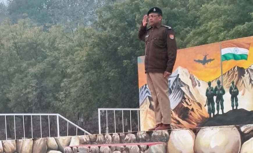 एएसपी ने परेड की सलामी लेकर कराया ड्रिल