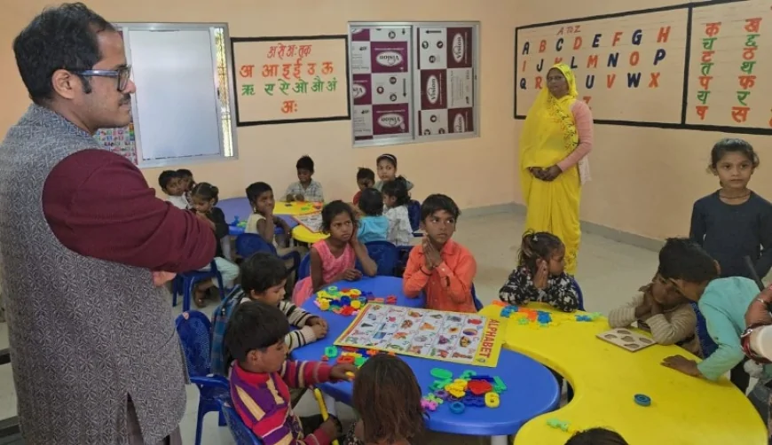 आंगनबाडी केन्द्रों का निरीक्षण कर डीएम ने देखी व्यवस्थाएं