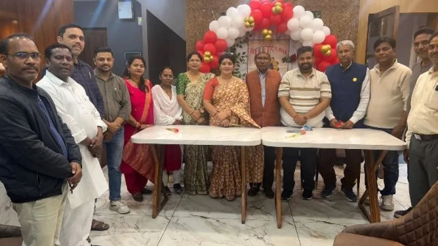 महिला रत्न सम्मान के आयोजन के संबंध में हुई बैठक