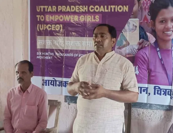 अंतर्राष्ट्रीय महिला दिवस पर किशोरियों को अधिकारों व योजनाओं की दी गई जानकारी