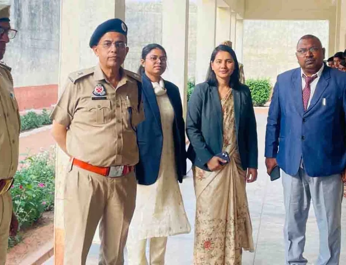 सीजेएम व सचिव ने जिला जेल की बच्चा बैरक की देखी व्यवस्था