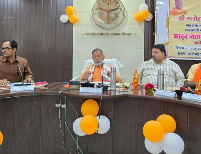 शासन को भेजे रिवर फ्रंट का इस्टीमेट : मंत्री