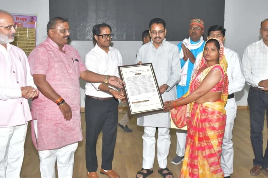 486 सहायिका, 4 आंगनवाड़ी कार्यकत्रियों को नियुक्ति पत्र वितरित