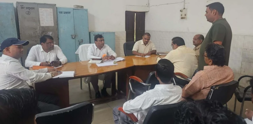 दुकानों के सामने कचरा फेकने पर होगी कार्यवाही