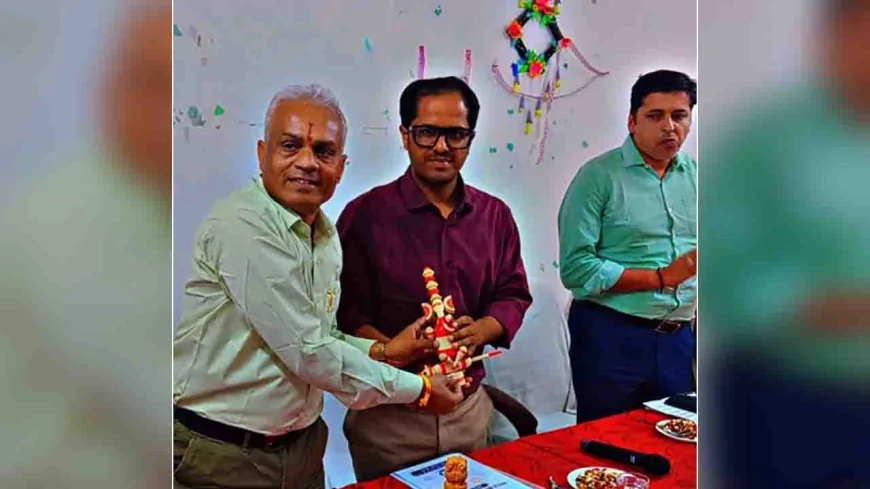 जनगणना प्रशिक्षण का डीएम ने किया निरीक्षण, कहा लापरवाही नहीं क्षम्य