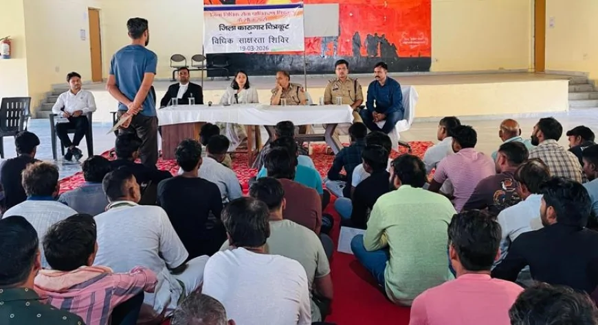 प्राधिकरण सचिव ने जिला जेल का किया निरीक्षण