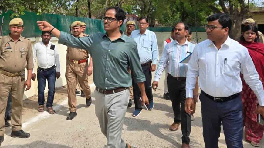 तहसील मऊ का डीएम ने किया औचक निरीक्षण