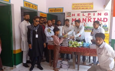 हेल्पिंग द मैनकाइंड फाउंडेशन ने बांटी शिक्षा सामग्री, बच्चों को पढ़ाई के लिए किया प्रेरित