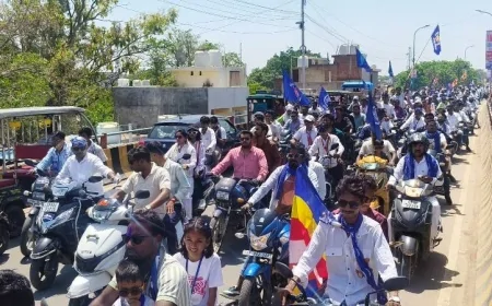 बांदा में धूमधाम से मनाई गई डॉ. भीमराव अंबेडकर जयंती, निकली विशाल बाइक रैली