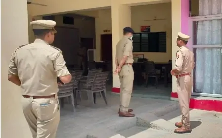 कुरारा थाने का नवनियुक्त एसपी ने किया औचक निरीक्षण, महिला हेल्प डेस्क व सुरक्षा व्यवस्था पर दिए निर्देश