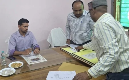 हमीरपुर को मिले नए जिलाधिकारी, अभिषेक गोयल ने संभाली कमान