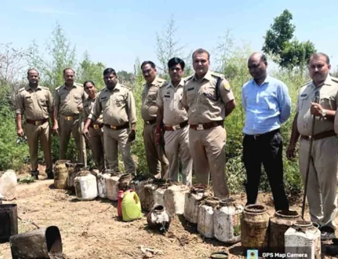 आबकारी टीम ने नष्ट किया छह कुंतल लहन