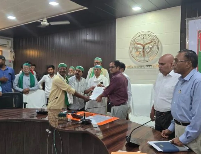 ‘किसान दिवस’ में डीएम ने दिए सख्त निर्देश, समस्याओं में लापरवाही पर होगी कार्रवाई